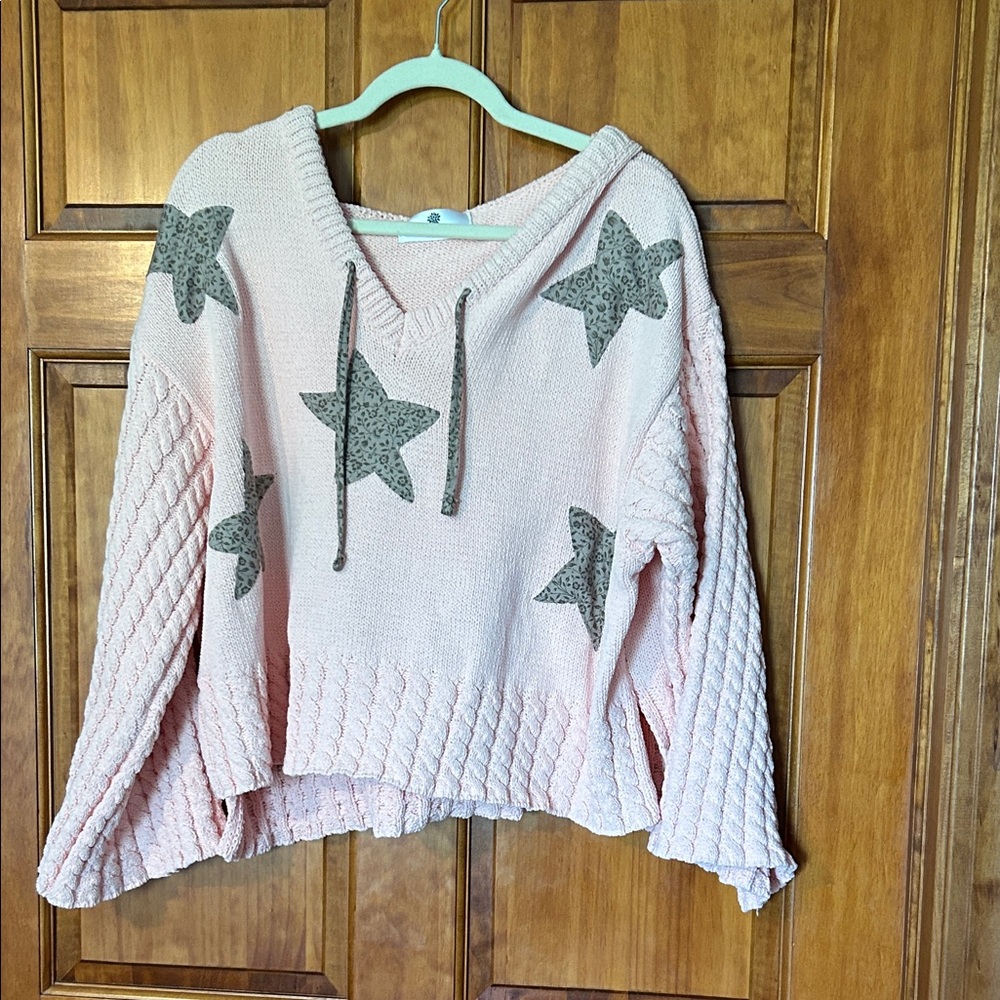 Coral Star Patterned Women's Sweater